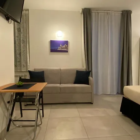 Alba Guest house *